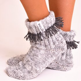 Ponožky šedý melír s třásněmi